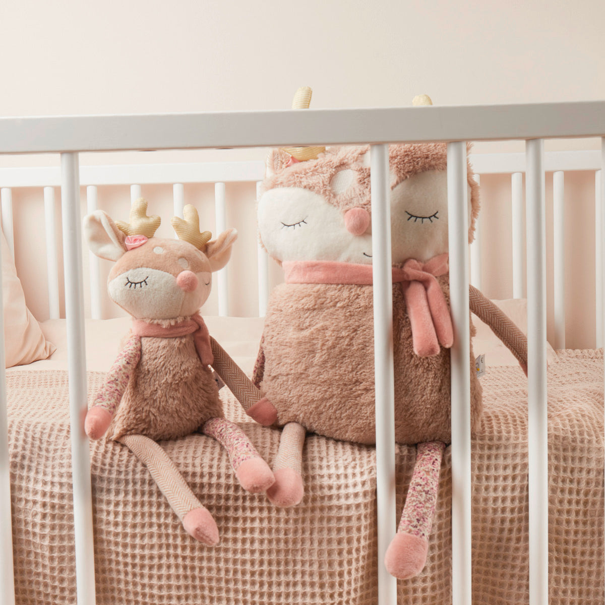 Coussin câlin faon Ella