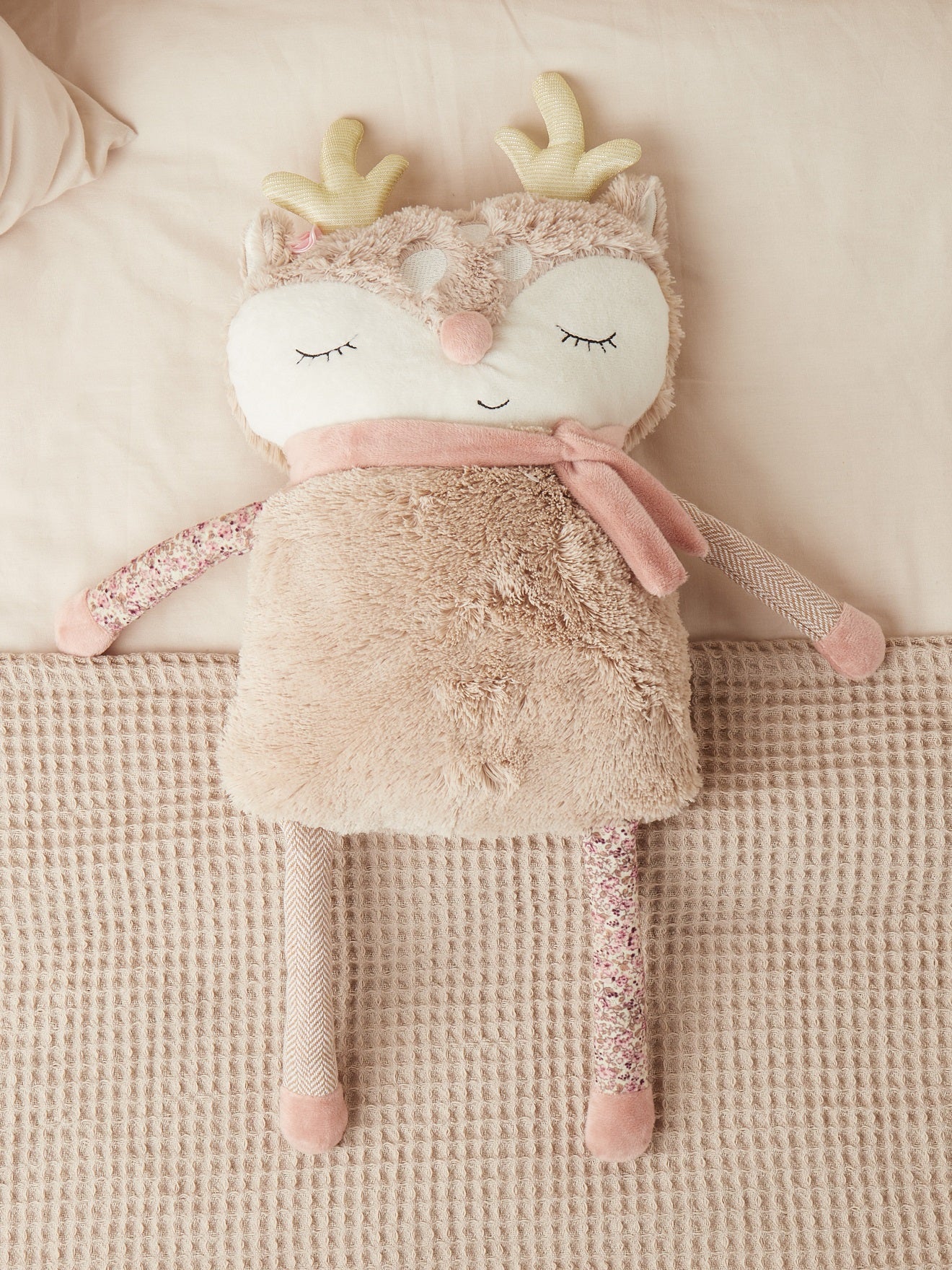 Coussin câlin faon Ella