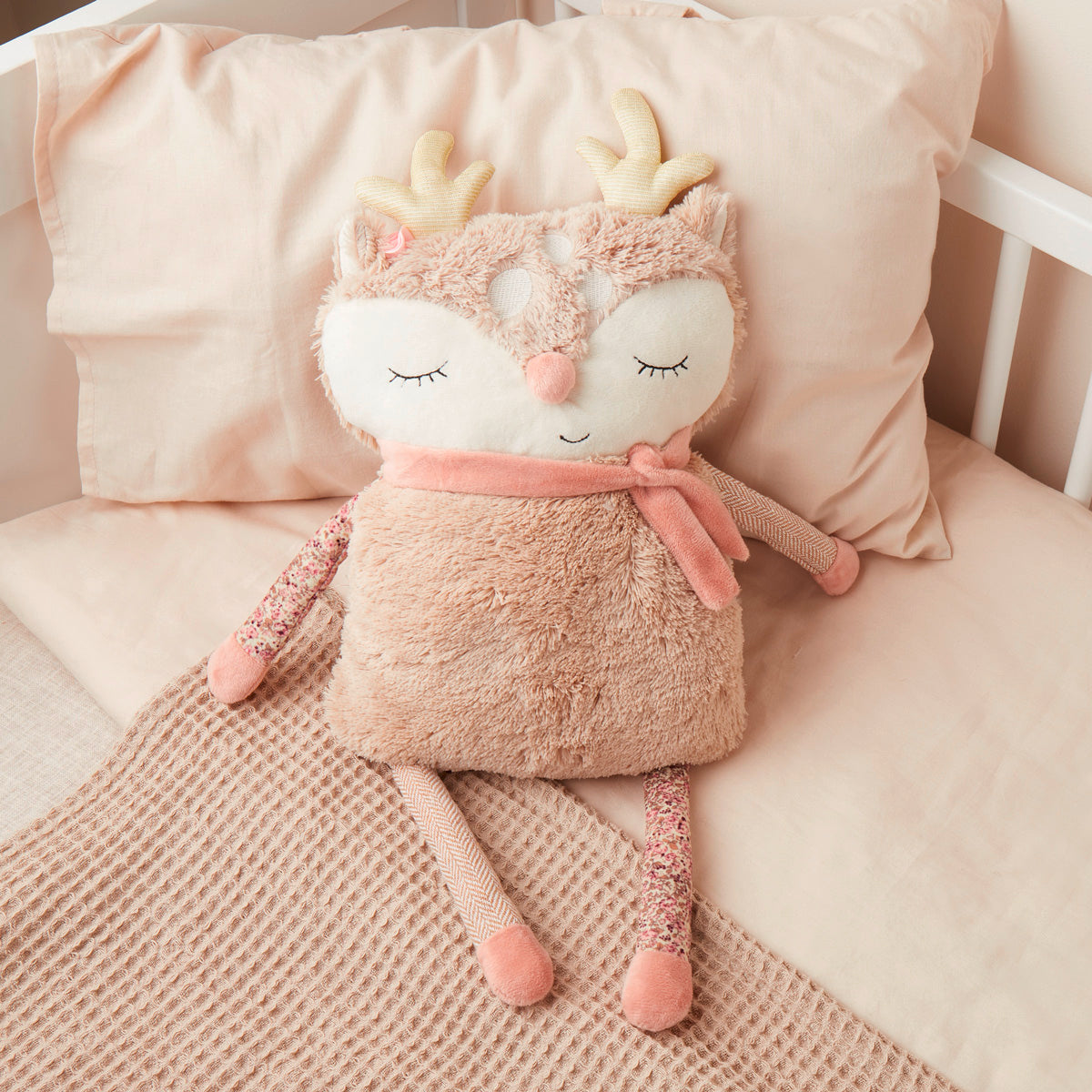 Coussin câlin faon Ella