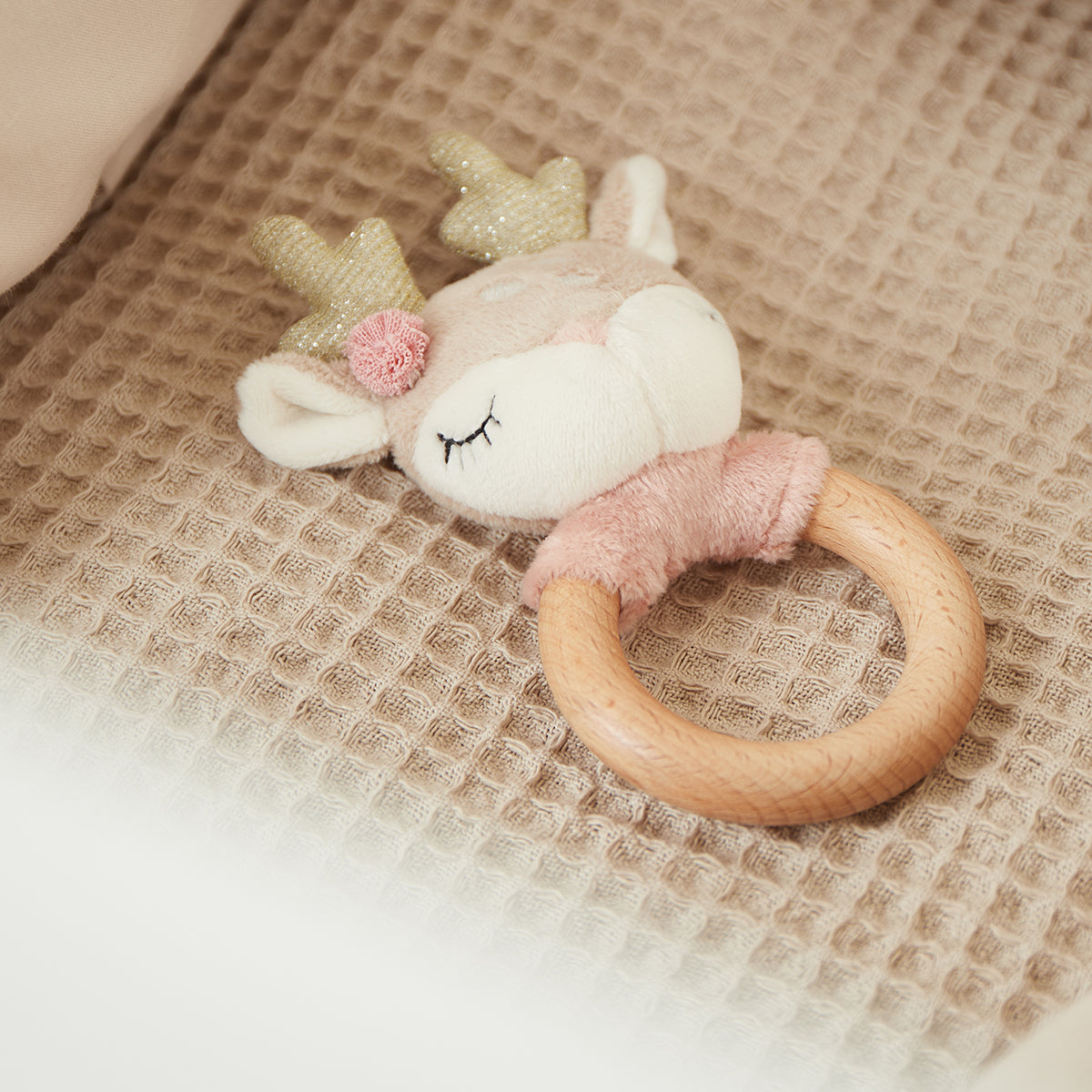 Anello da presa cerbiatta Ella con sonaglio