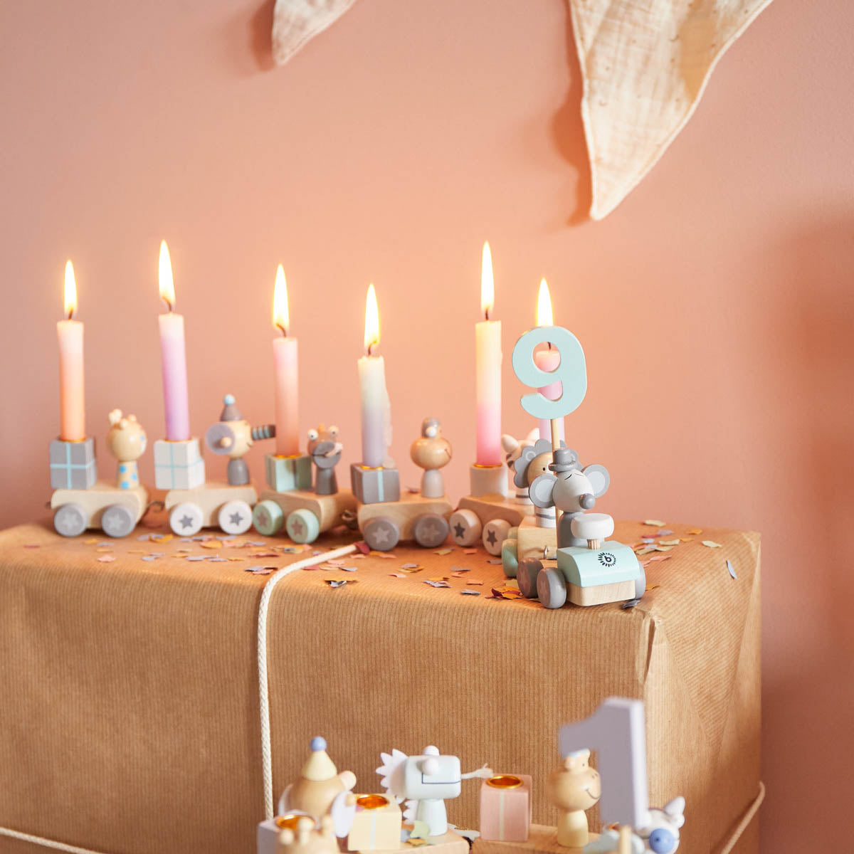 Trenino di compleanno in legno scandinavo 0-99 anni