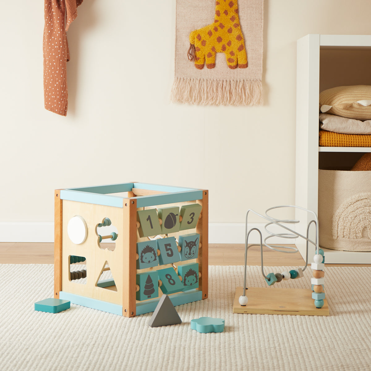 Cube d'activités Animaux de la forêt XXL FSC®