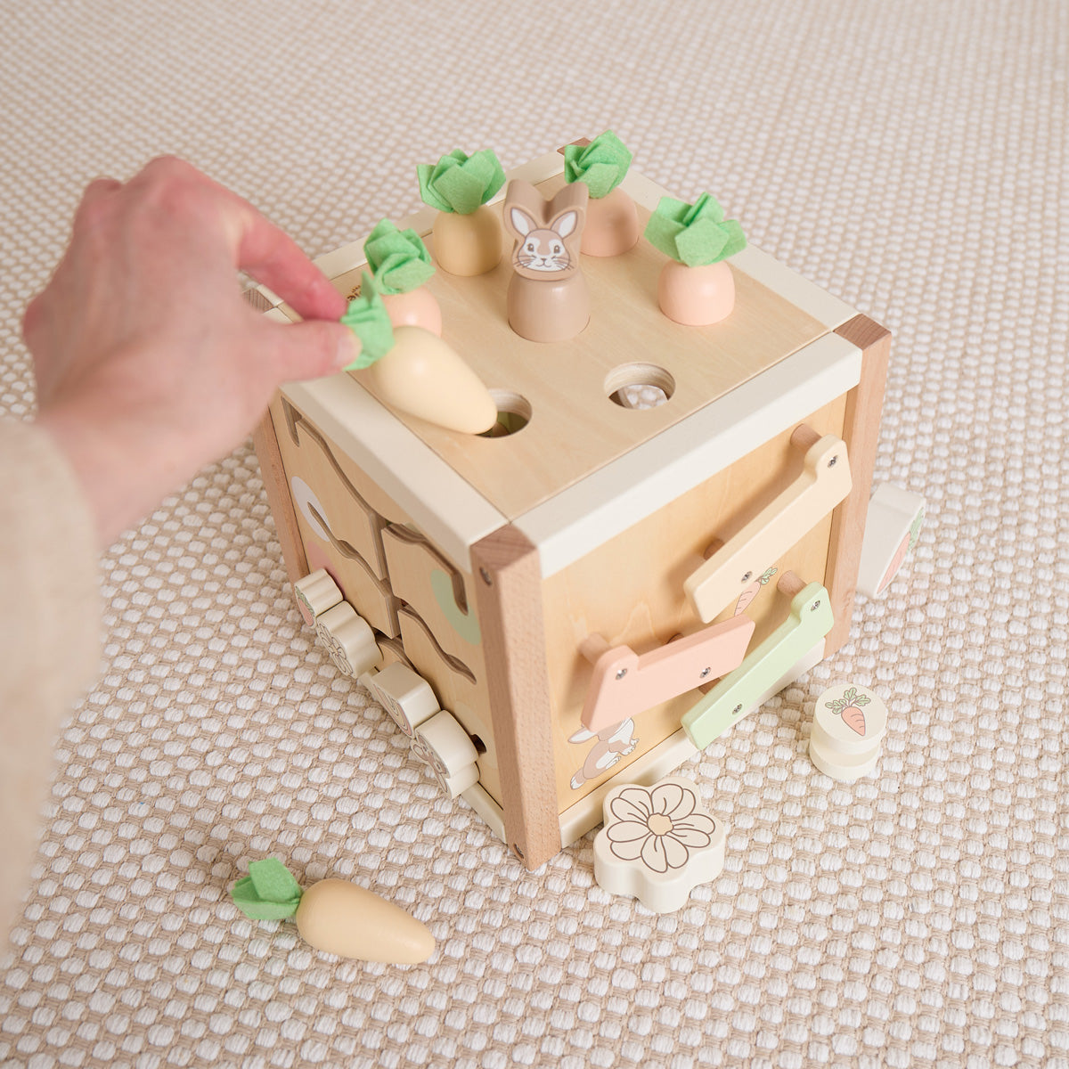 CUBO DELLE ATTIVITÀ CONIGLIETTO FINE FSC®