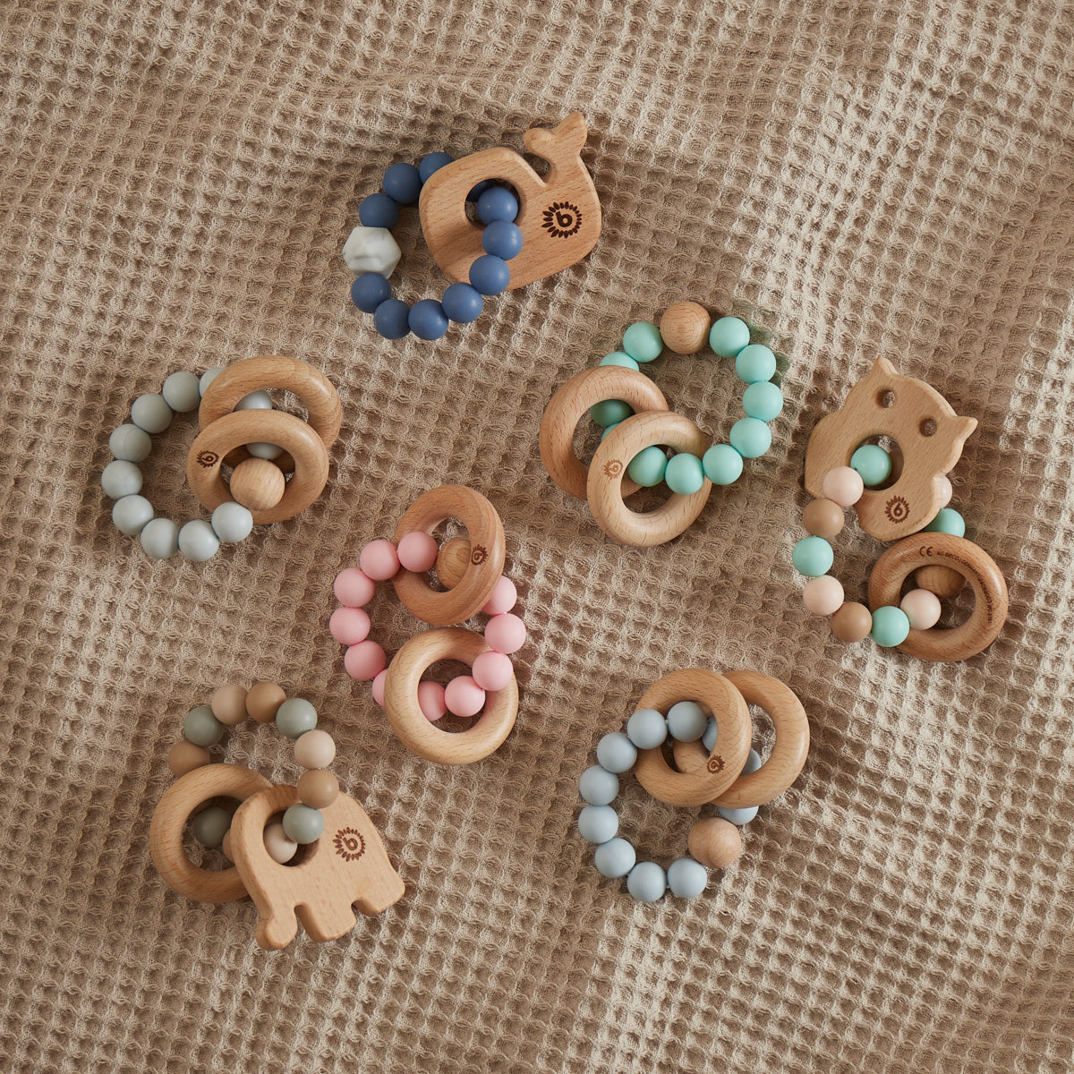 Anello da dentizione Balena con catenella in silicone