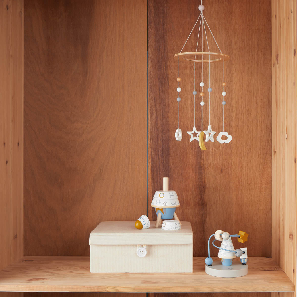 Torre impilabile razzo