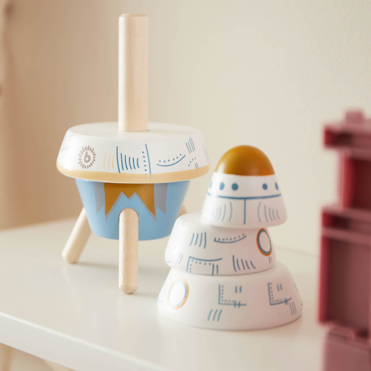 Torre impilabile razzo