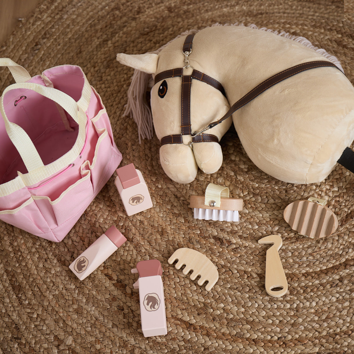 Pferdepflegeset für Hobby Horses – Putzzeug aus Holz, 8-teilig