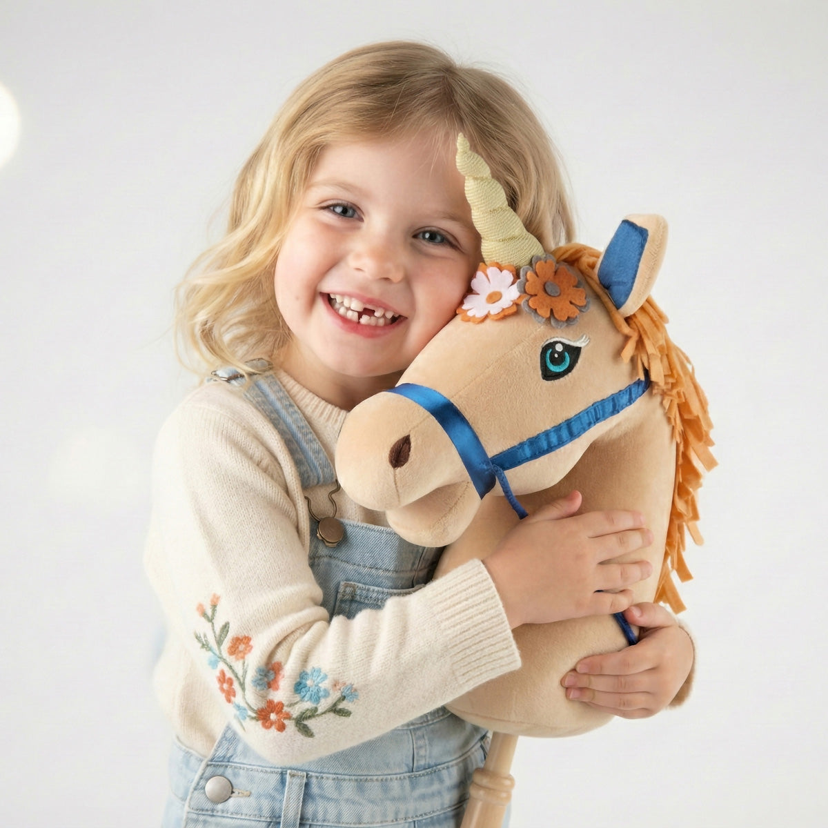 CHEVAL BÂTON LICORNE MAGIC