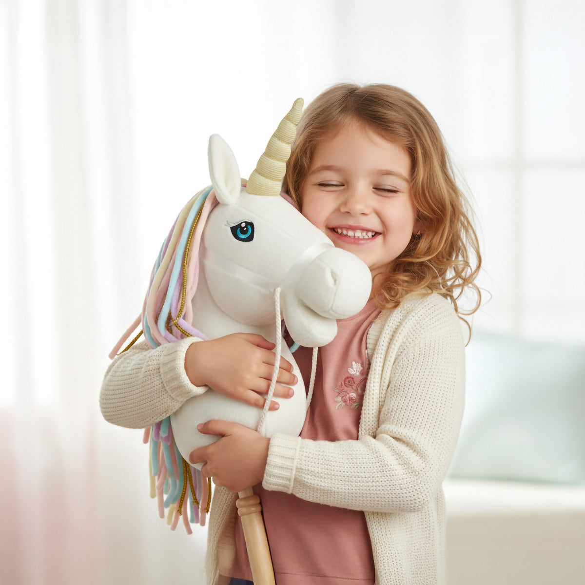 CHEVAL BÂTON LICORNE RAINBOW