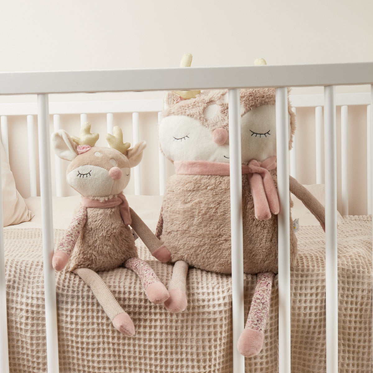 Figurine de jeu faon Ella