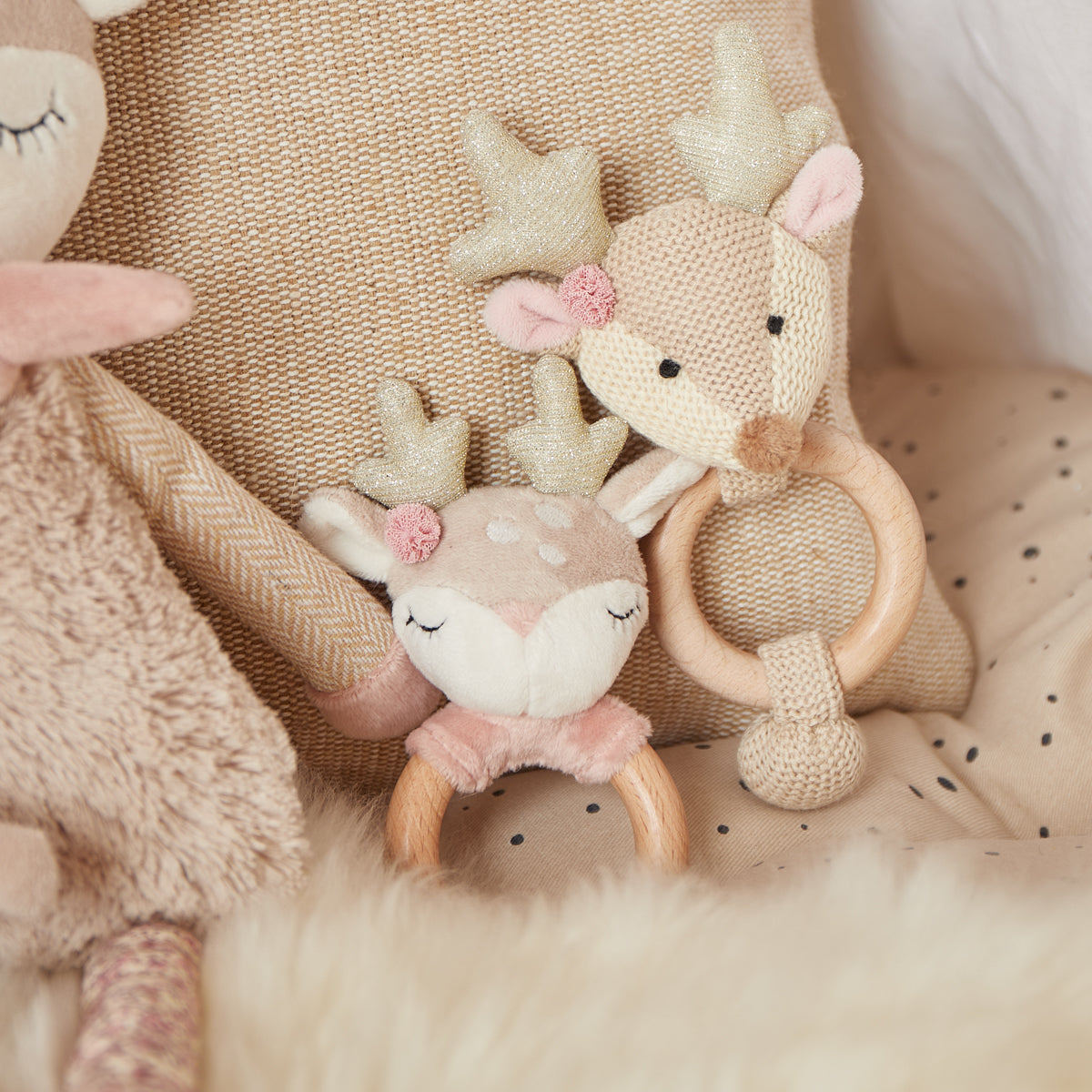 Anello da presa cerbiatta Ella con sonaglio