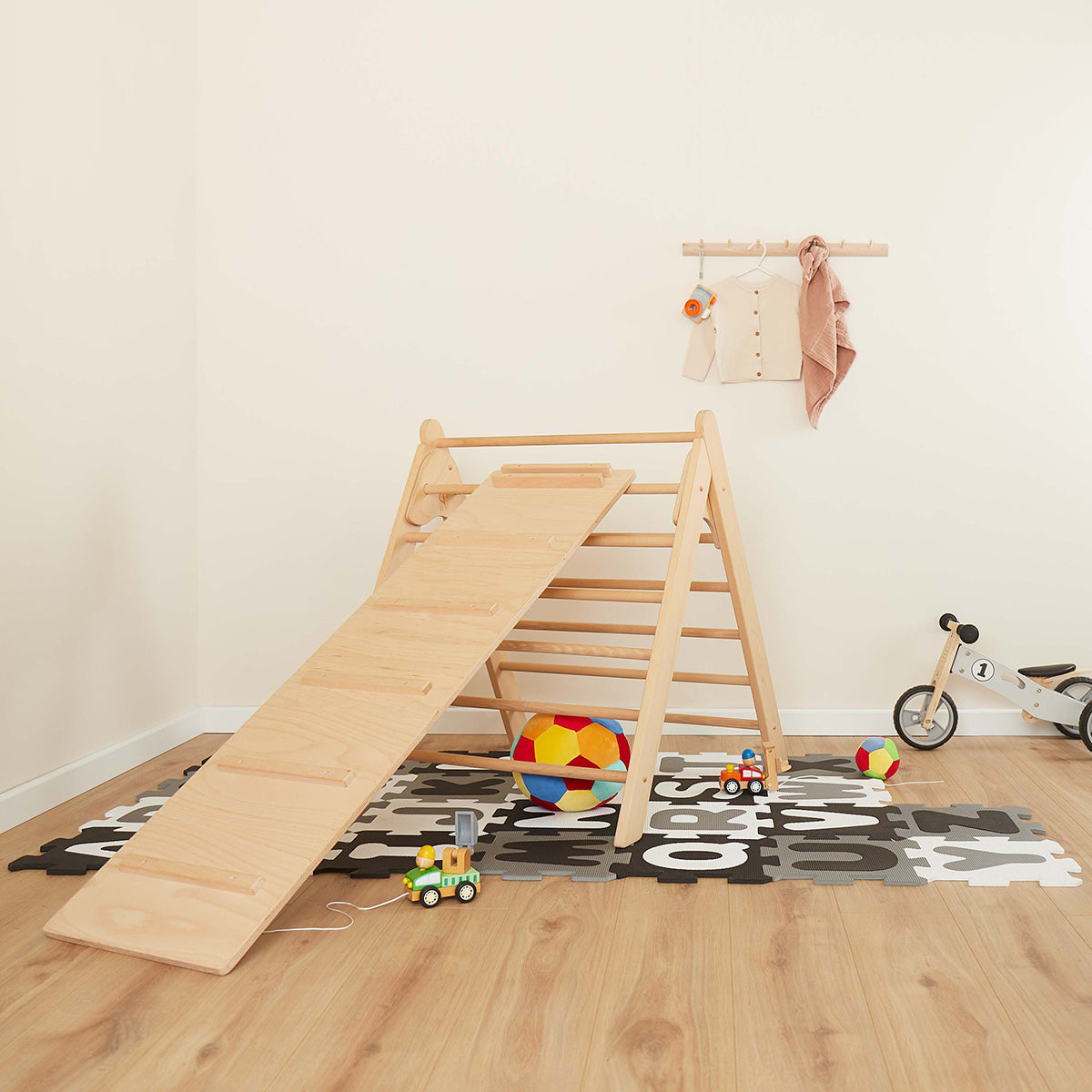 Puzzlematten Buchstaben black & white