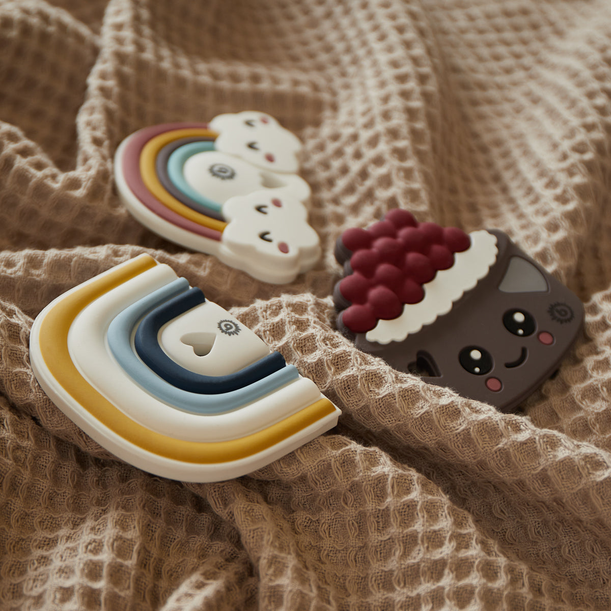 Anello da dentizione arcobaleno in silicone