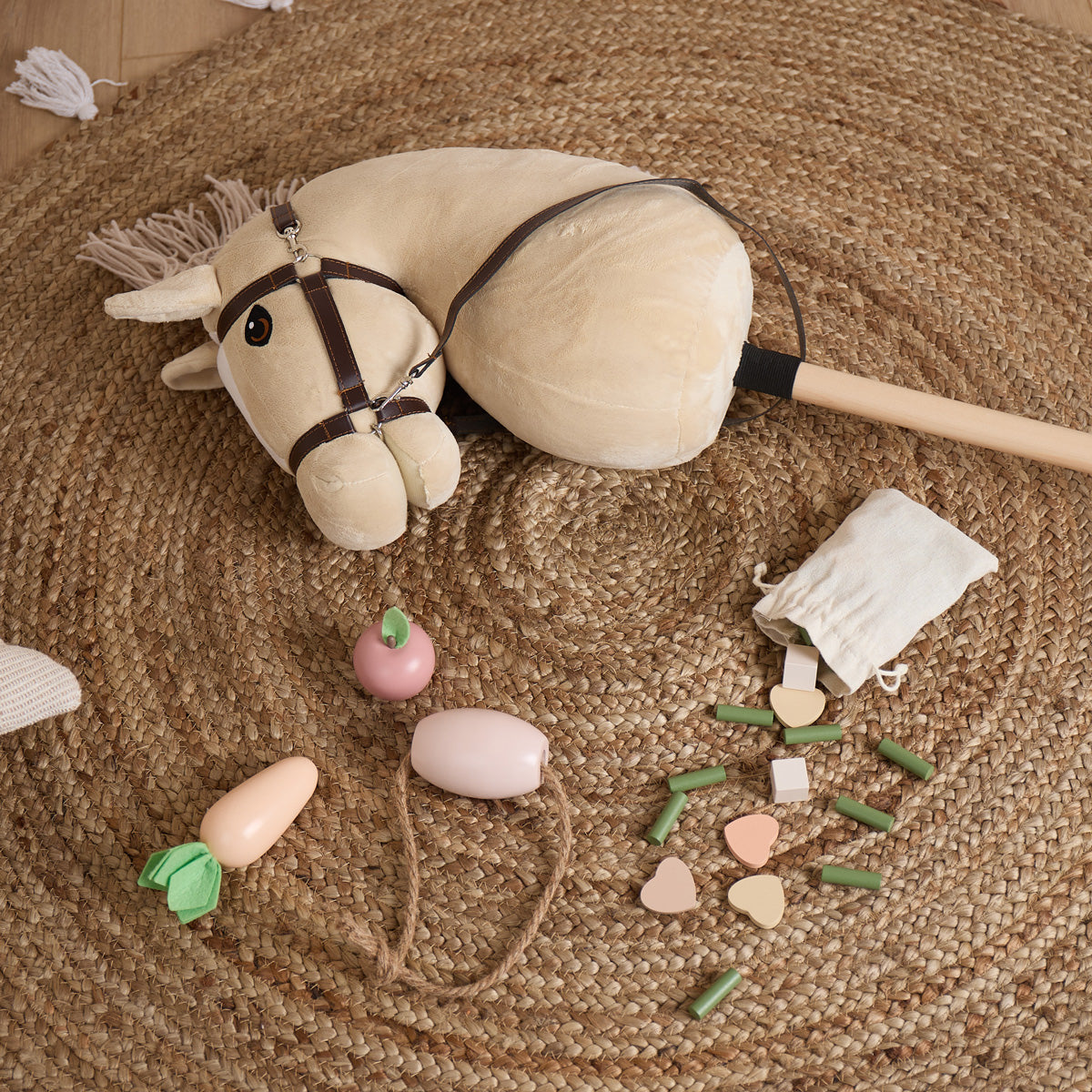 Pferdefutterset für Hobby Horses – Spielfutter aus Holz, 50-teilig