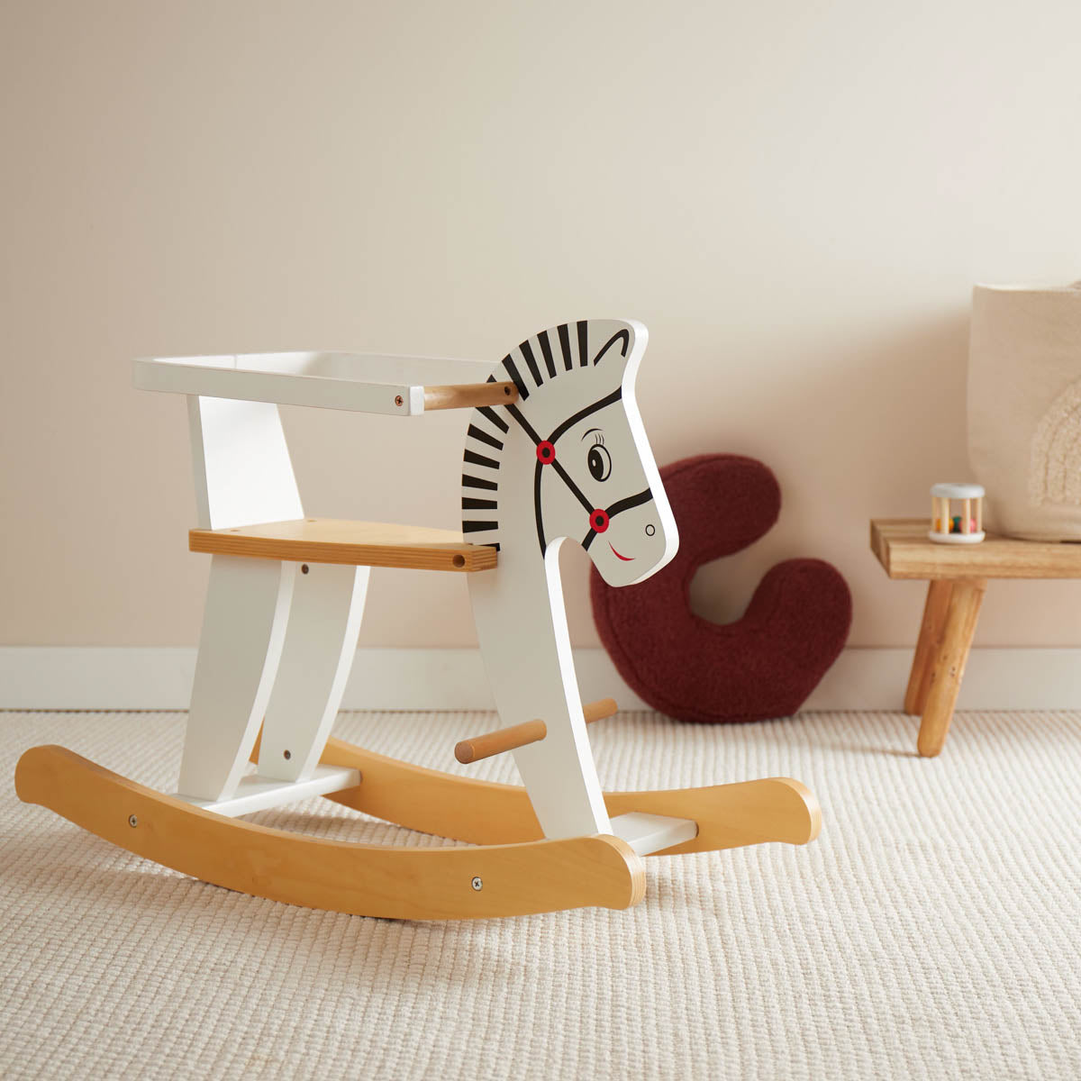 Cavallo a dondolo in legno